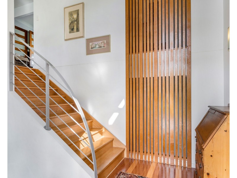 1 Tytherleigh Lane, Pelican Waters QLD 4551