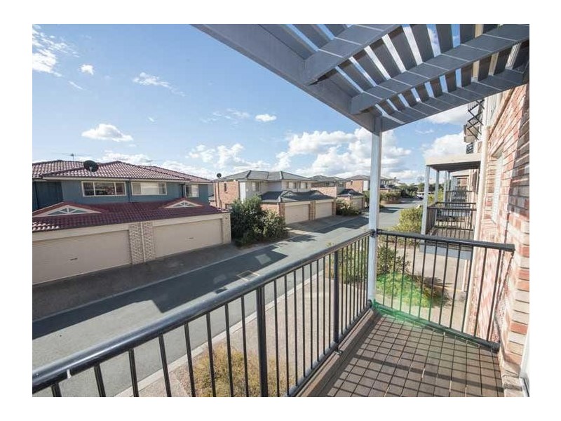 32/100 Oakmont Avenue, Oxley QLD 4075