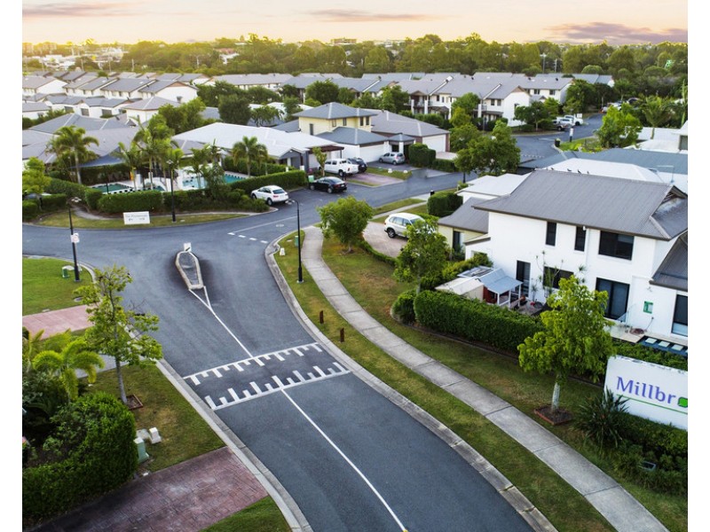 14 The Promenade, Hendra QLD 4011