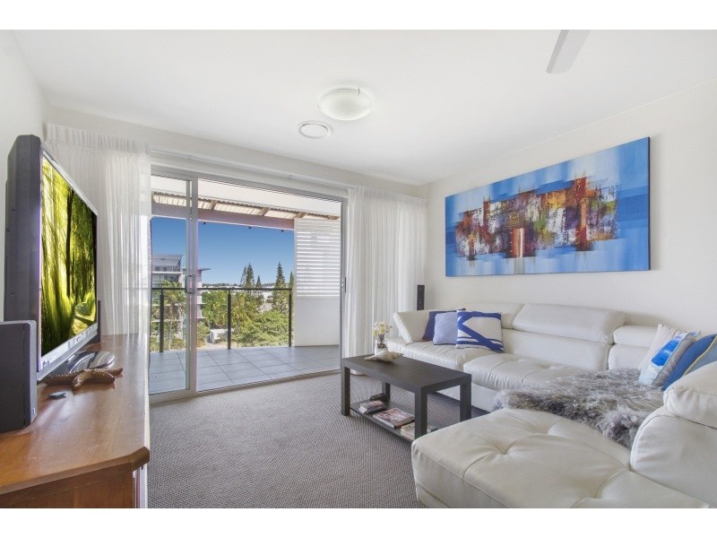 97/57 Grand Parade, Kawana Island QLD 4575