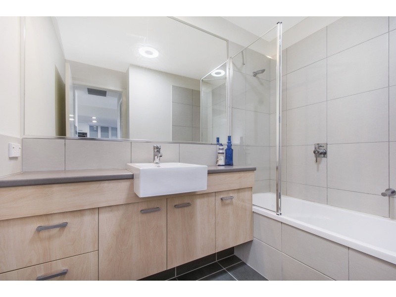 97/57 Grand Parade, Kawana Island QLD 4575