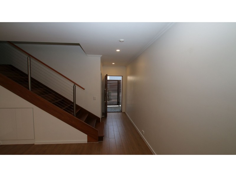 57/42 Stadium Drive, Robina QLD 4226