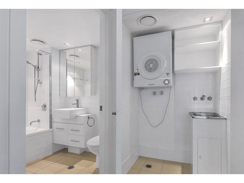 606/23 Parkland, Nundah QLD 4012