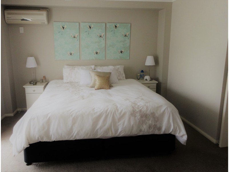 91 Coutts Street, Bulimba QLD 4171