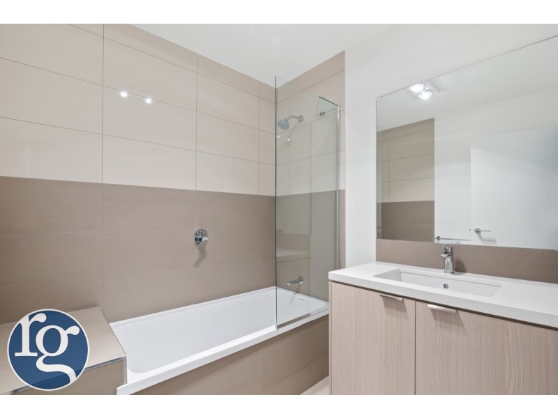 32/3400 Panorama Drive, Carrara QLD 4211