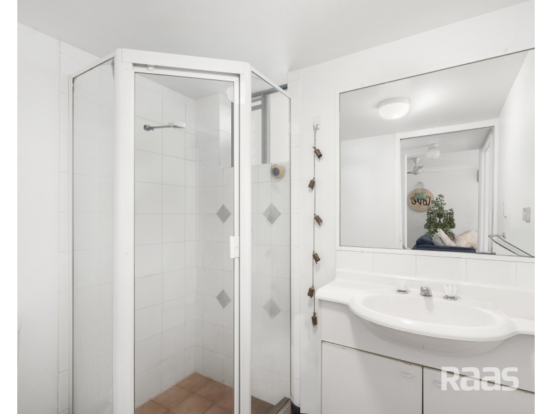 2/10-16 Genoa Street, Surfers Paradise QLD 4217