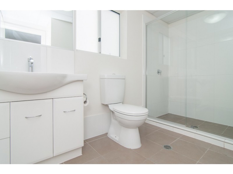 888/51 Playfield Street, Chermside QLD 4032