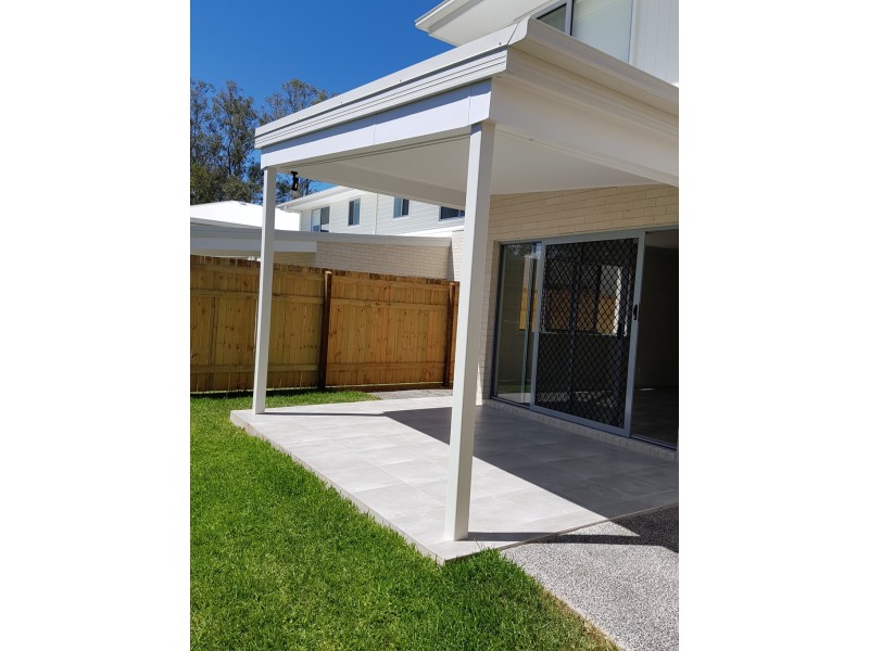 8 20 Eminence Lane, Bridgeman Downs QLD 4035