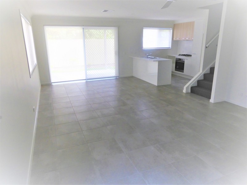 20 Eminence Lane, Bridgeman Downs QLD 4035