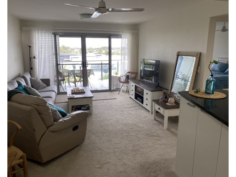 84/57 Grand Parade, Kawana Island QLD 4575