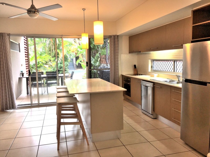 18/10 Ocean Beach Drive, Agnes Water QLD 4677