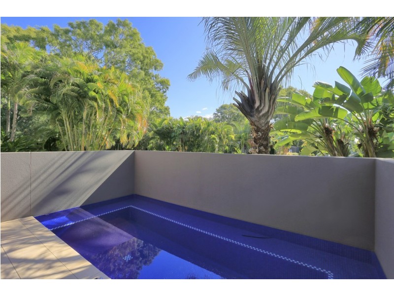 18/10 Ocean Beach Drive, Agnes Water QLD 4677