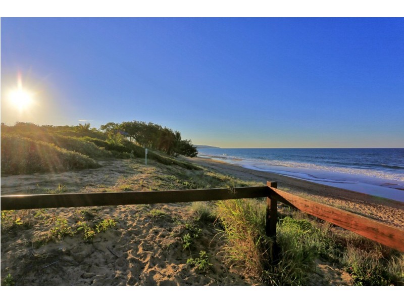 18/10 Ocean Beach Drive, Agnes Water QLD 4677