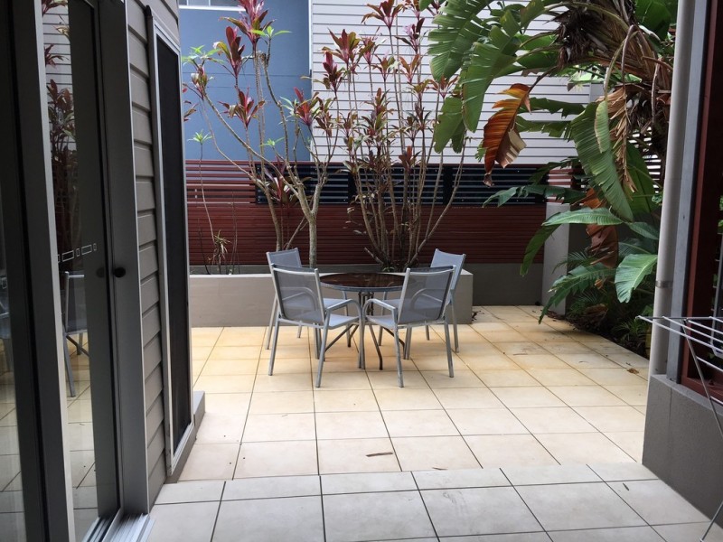 18/10 Ocean Beach Drive, Agnes Water QLD 4677