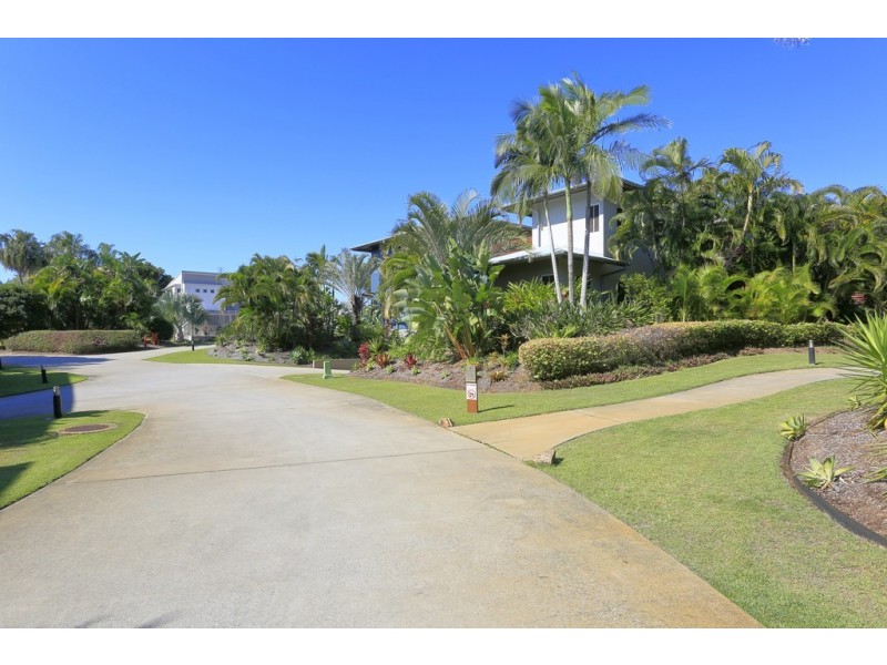 18/10 Ocean Beach Drive, Agnes Water QLD 4677