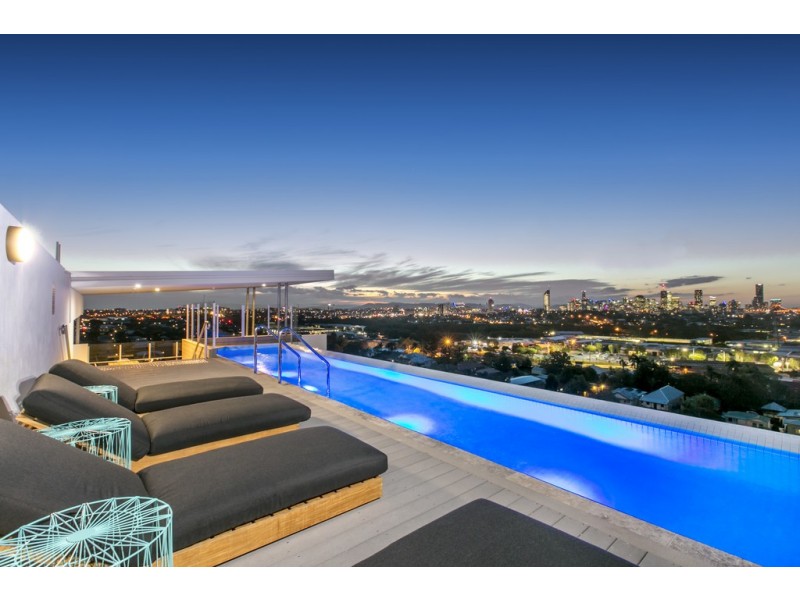 1106/123 Cavendish Road, Coorparoo QLD 4151