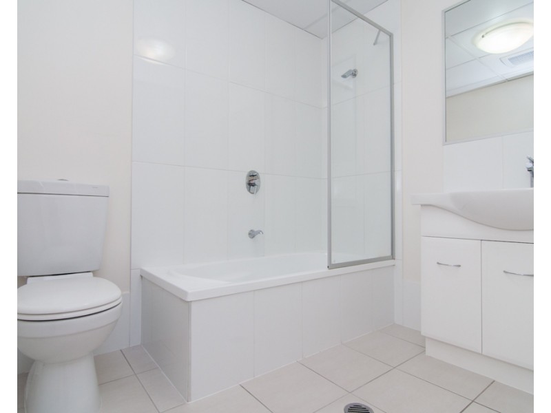 442/51 Playfield Street, Chermside QLD 4032