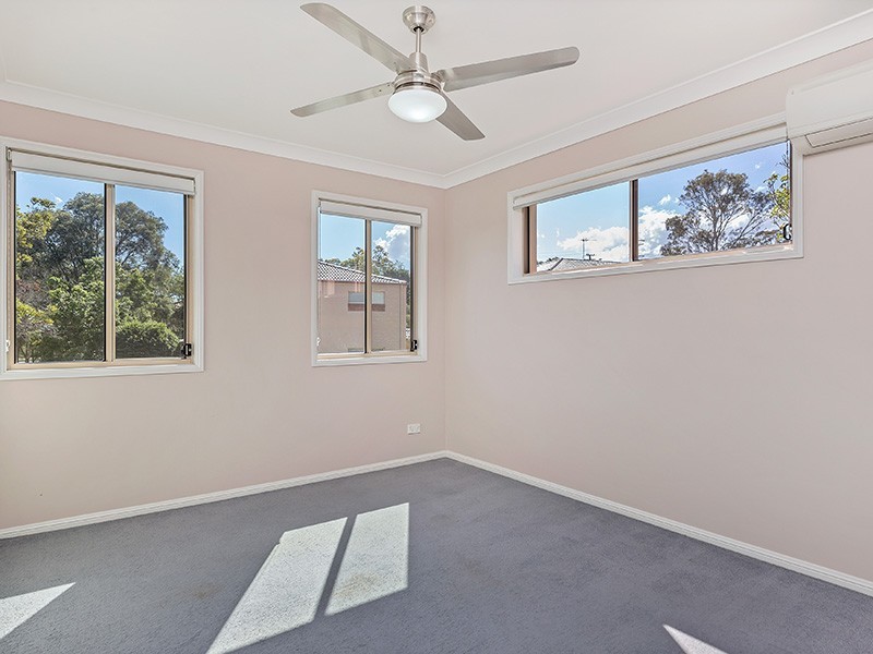 27/10 Chapman Place, Oxley QLD 4075