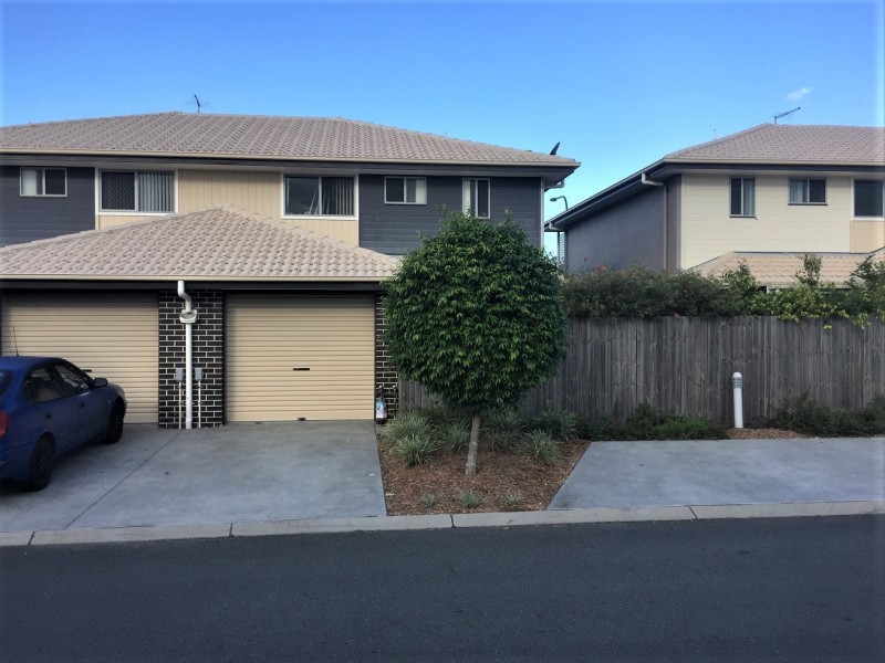 1 McAuley Parade, Pacific Pines QLD 4211