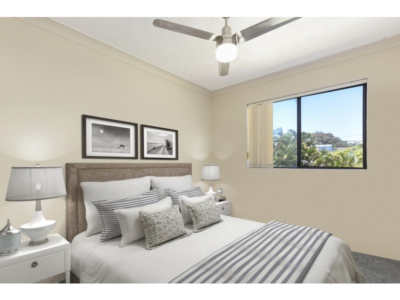 14 Miles Street, Kirra QLD 4225