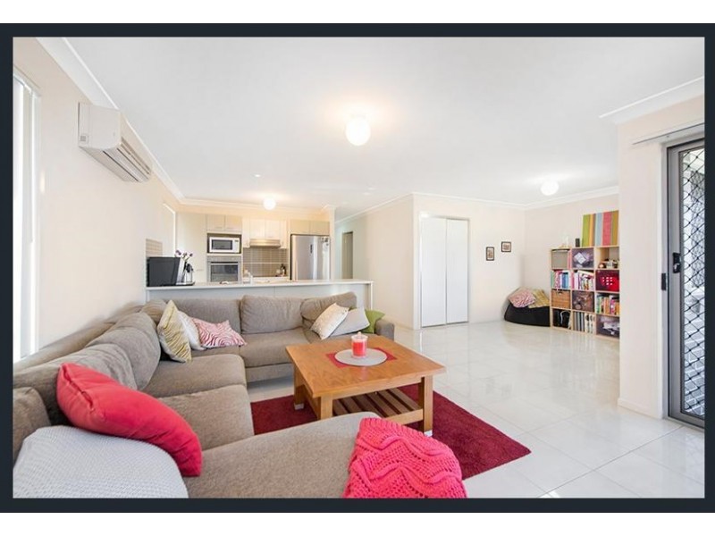 13/18-19 Platinum Place, Oxley QLD 4075