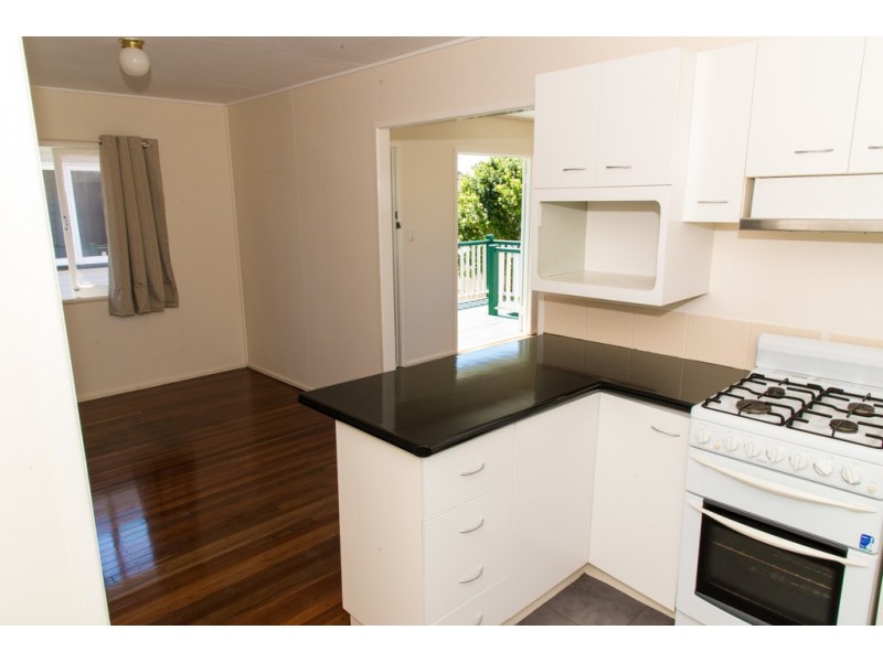 9 Allworth Street, Northgate QLD 4013