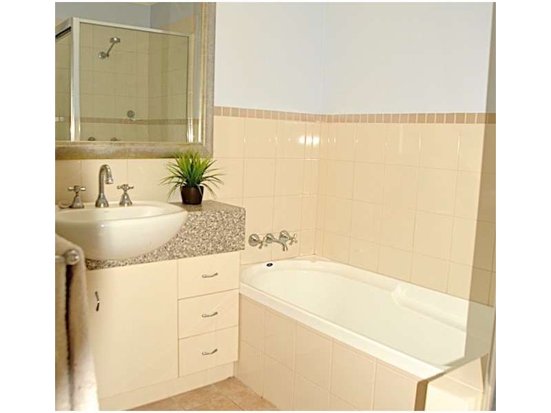 25/5 ASSEMBLY DRIVE, Varsity Lakes QLD 4227