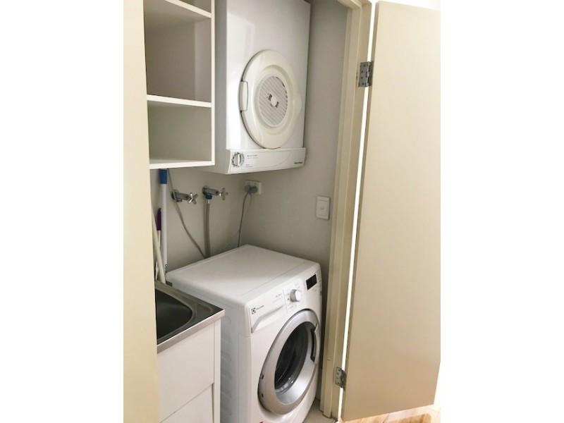 100 Bowen Street, Spring Hill QLD 4000