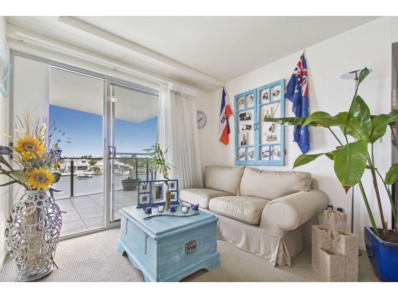 60/57 Grand Parade, Kawana Island QLD 4575