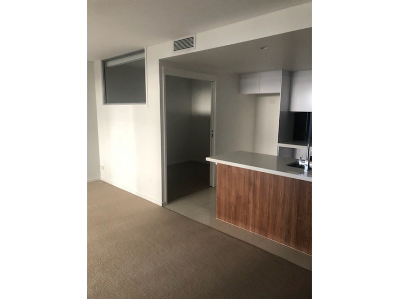 415/33 Lakefront Crescent, Varsity Lakes QLD 4227