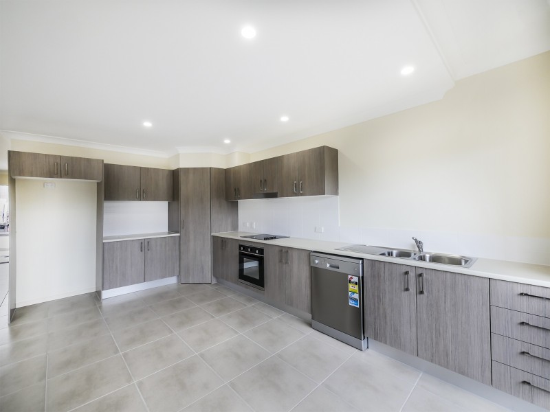 165 Ann St, Kallangur QLD 4503