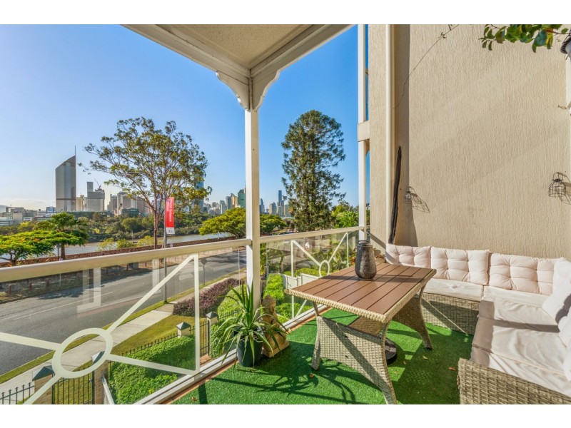 41/236 River Terrace, Kangaroo Point QLD 4169