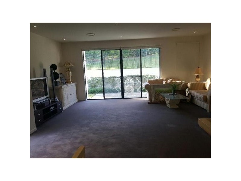 10013 The Boulevarde Lane, Benowa QLD 4217