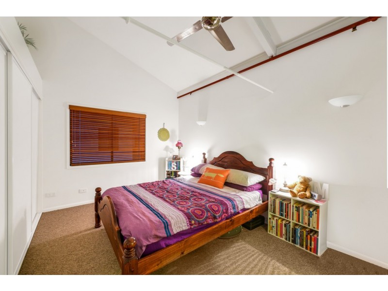 61/241 Arthur St, Teneriffe QLD 4005