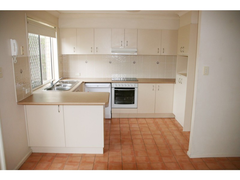 6/27 Camille Crescent, Wynnum West QLD 4178