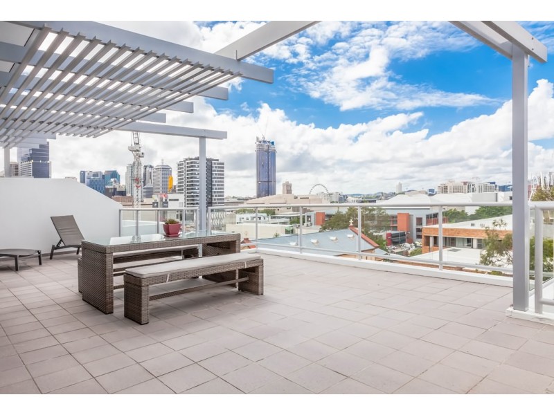 S06 8 Cordelia Street, South Brisbane QLD 4101