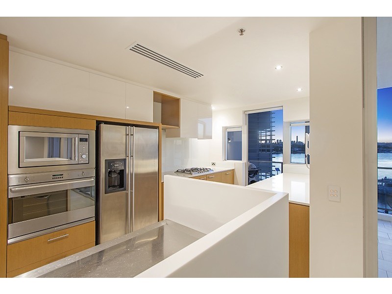 143/37 Harbour Road, Hamilton QLD 4007