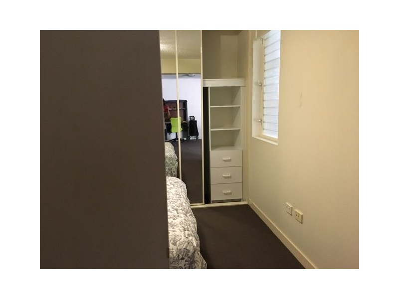 S15 8 Cordelia Street, South Brisbane QLD 4101