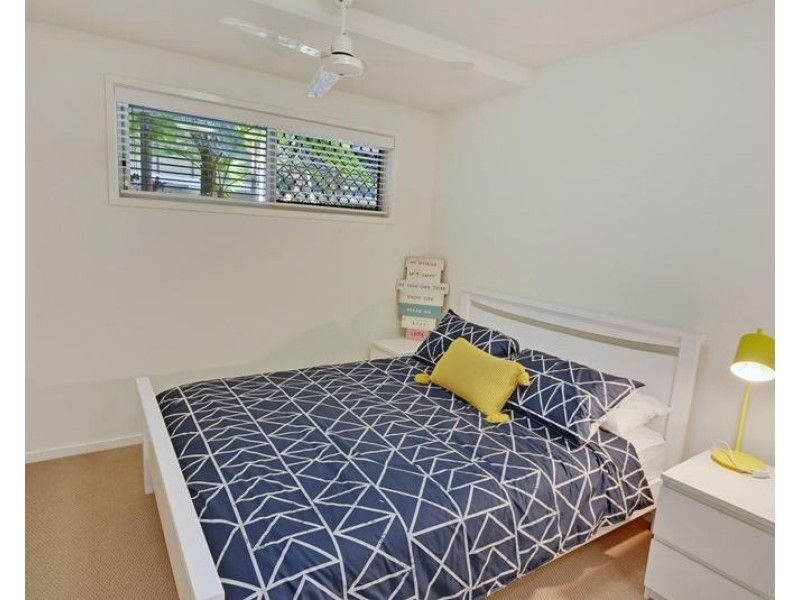 15/57 Grand Parade, Kawana Island QLD 4575