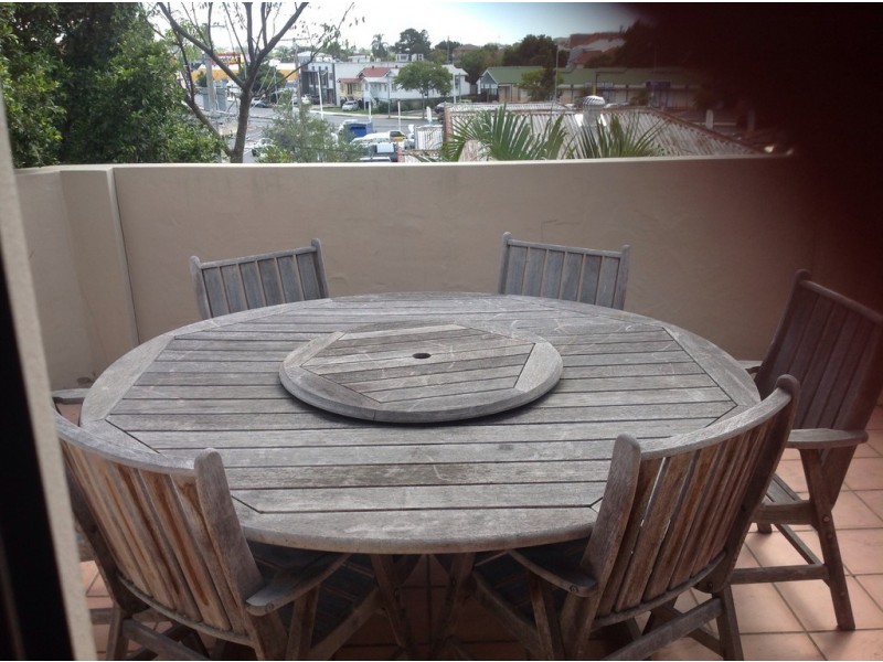 Greenslopes QLD 4120
