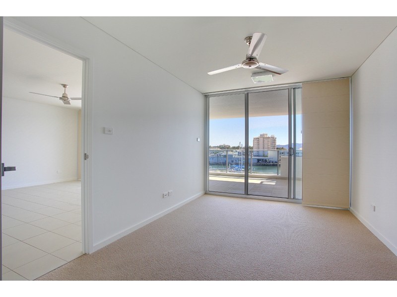 69 Palmer Street, South Townsville QLD 4810