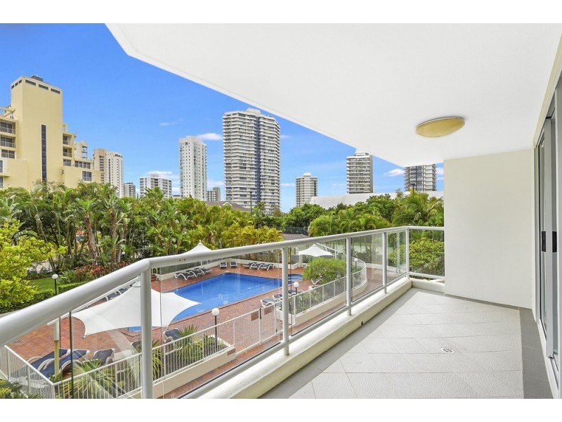 6/15-21 Breaker Street, Main Beach QLD 4217