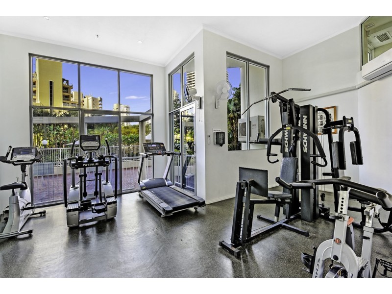 6/15-21 Breaker Street, Main Beach QLD 4217