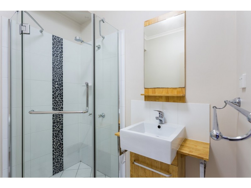 2B2B 41-51 Oonoonba Road, Idalia QLD 4811