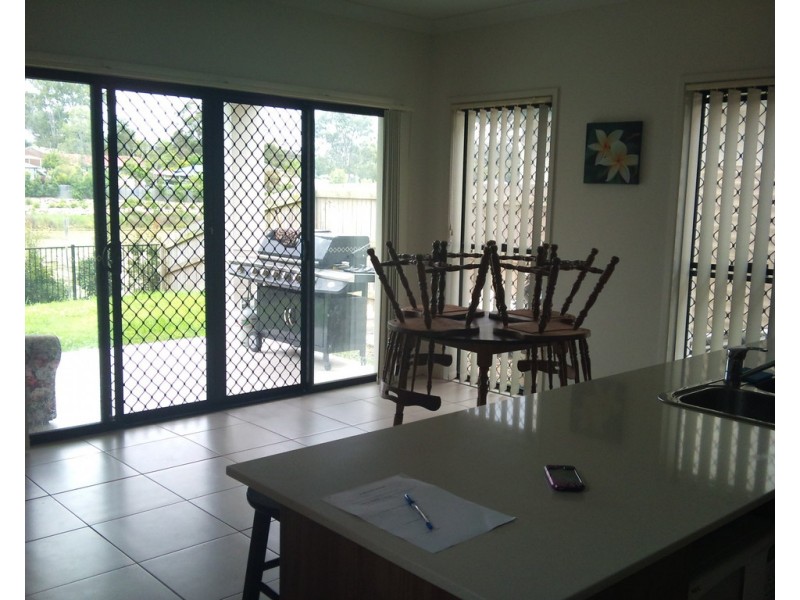 11 Marks Drive, Varsity Lakes QLD 4227