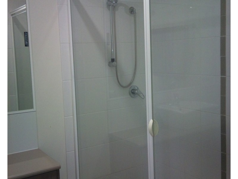 11 Marks Drive, Varsity Lakes QLD 4227