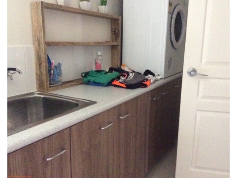 11 Marks Drive, Varsity Lakes QLD 4227