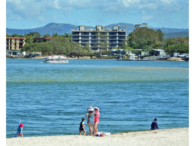 15/3 Landsborough Parade, Golden Beach QLD 4551