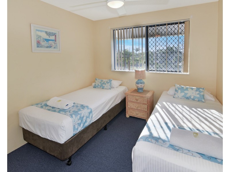 15/3 Landsborough Parade, Golden Beach QLD 4551