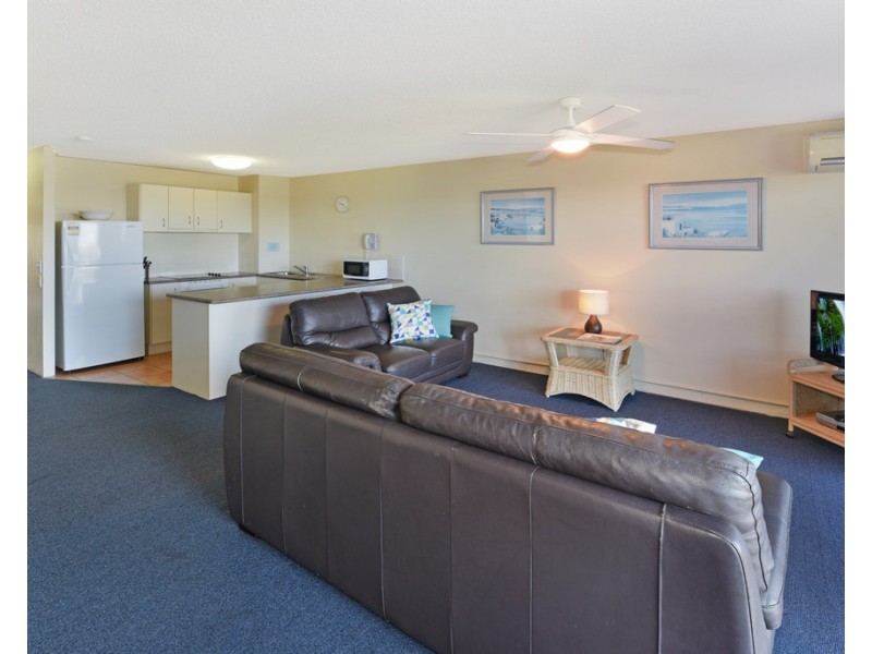 15/3 Landsborough Parade, Golden Beach QLD 4551